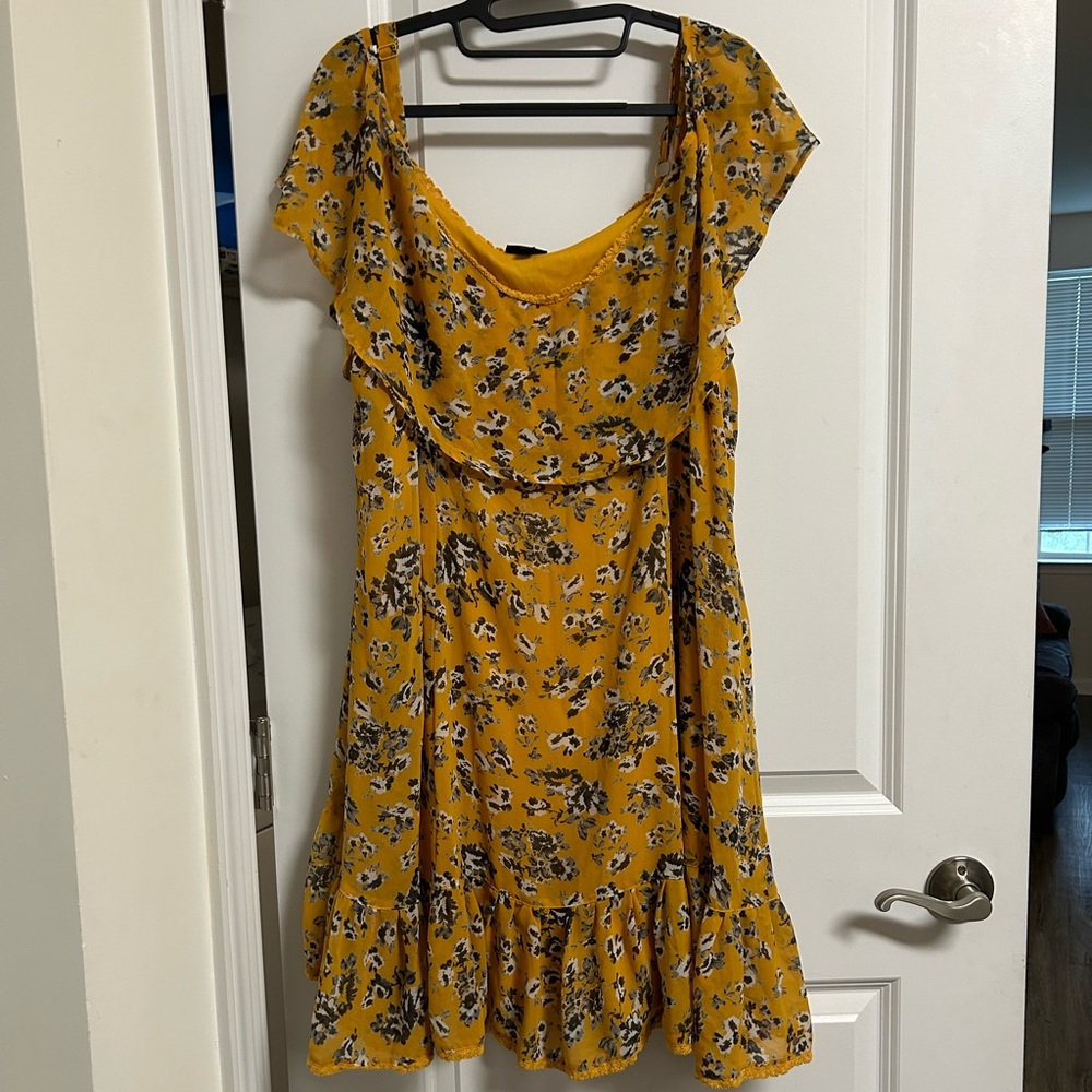 Torrid yellow floral cold shoulder dress